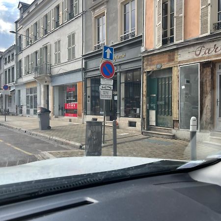 Magnifique Appartement Familiale 6 Personnes 3 Chambres Et 3 Salles De Bain En Hyper Centre Avec Rue Pietonne Parking 20M Troyes Exterior foto